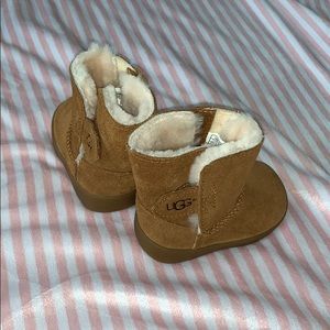 Ugg shoes